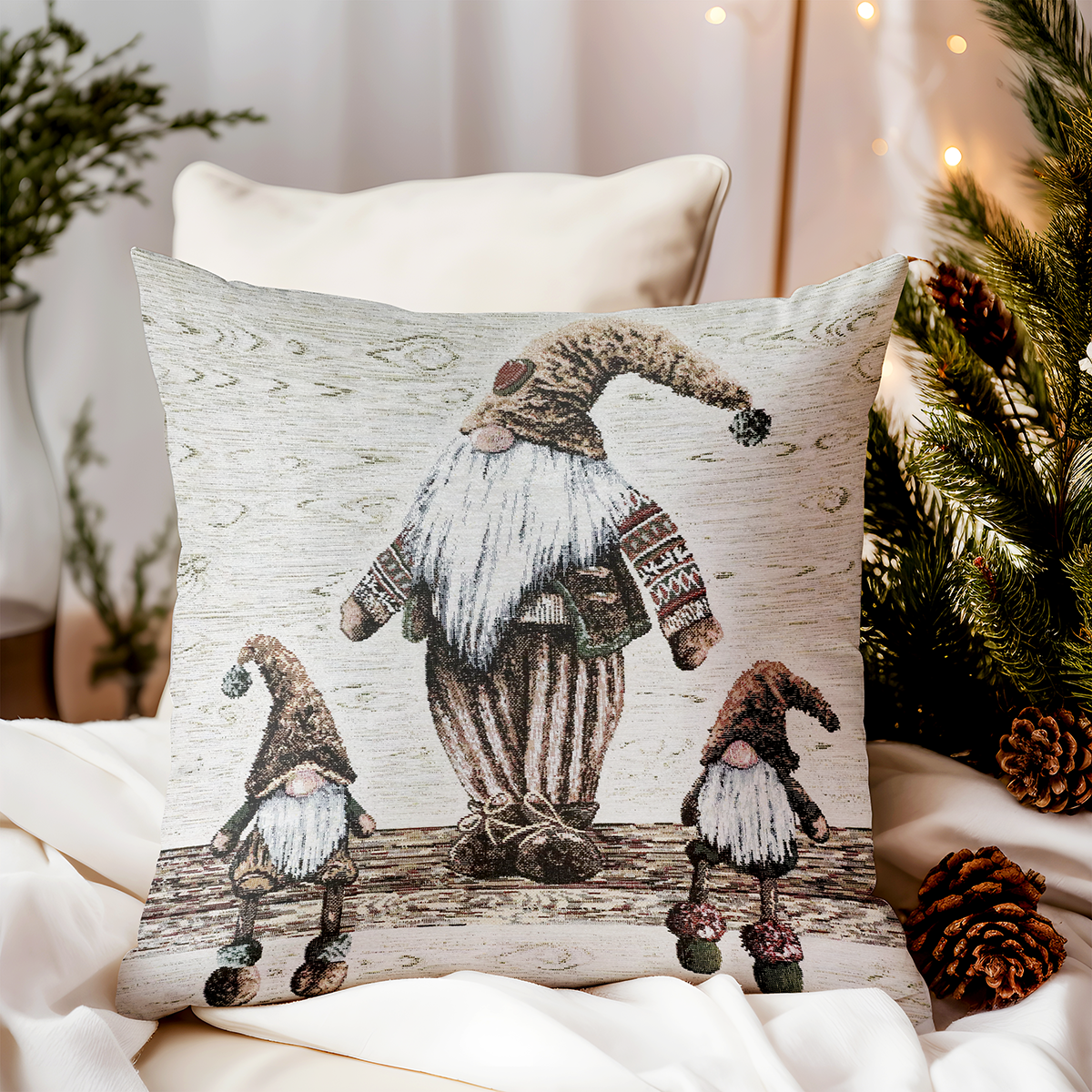 Vianočná gobelínová obliečka na vankúš Béžoví škriatkovia 42x42 cm Chenille IT05