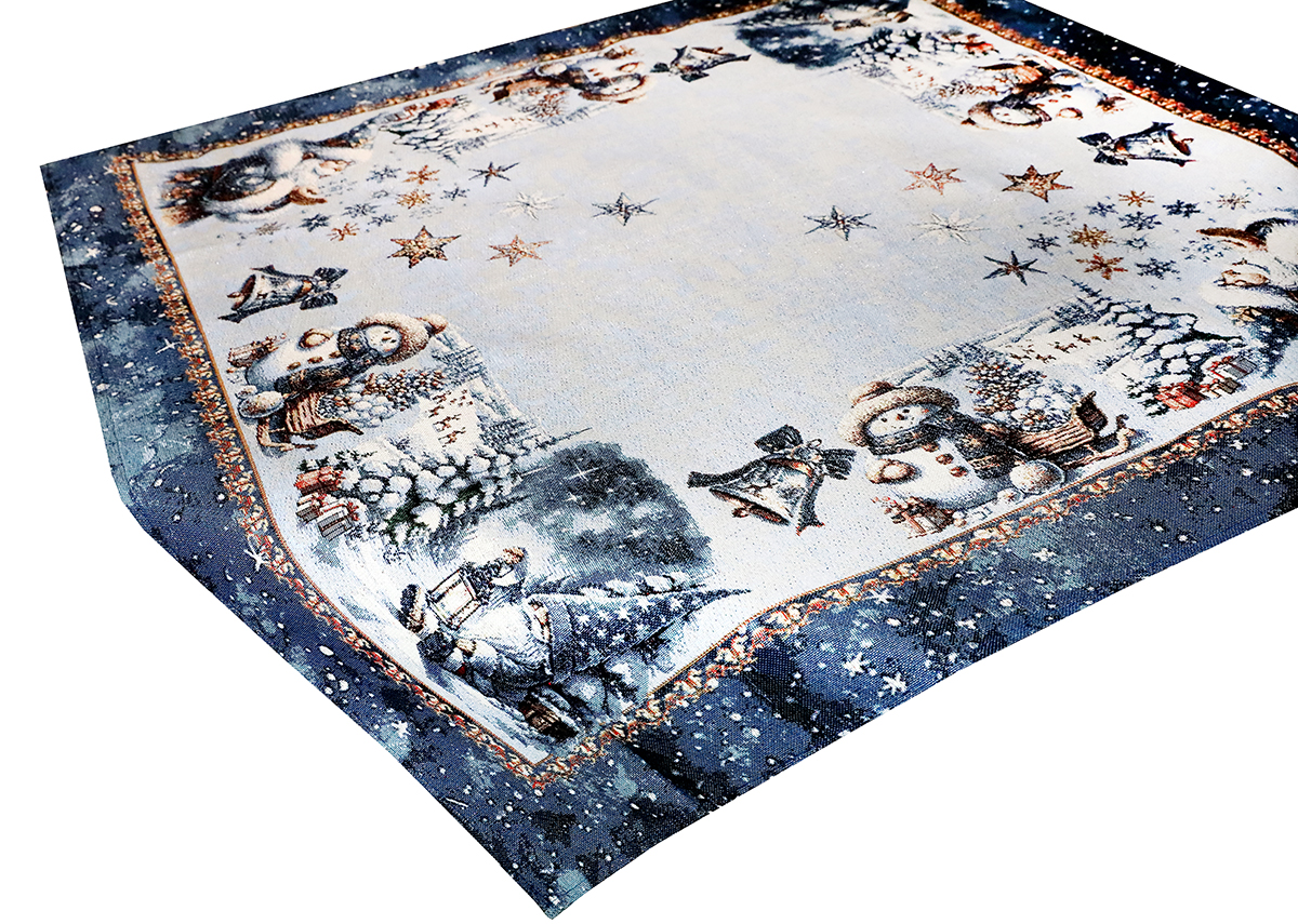 Vianočný gobelínový obrus na stôl s lurexom 90x90 cm Magický Santa a snehové vločky